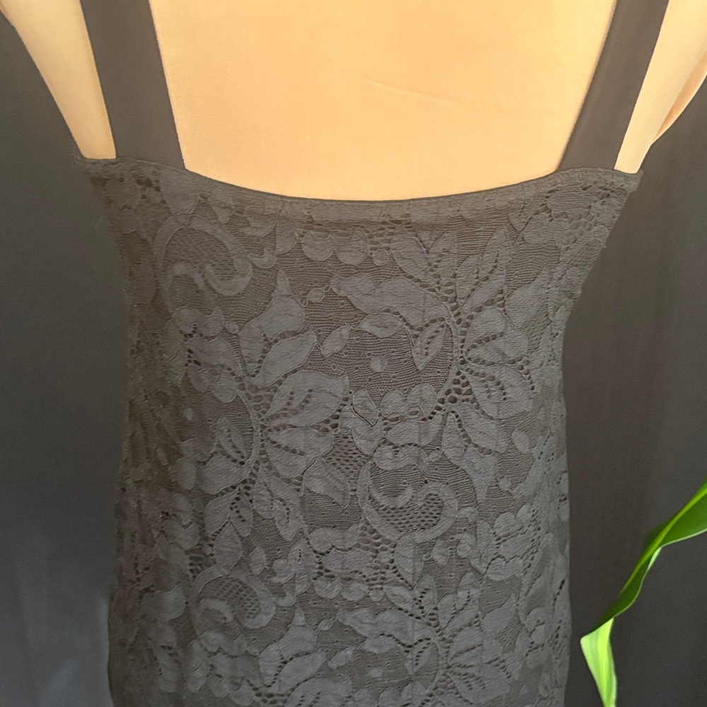 Sympli Black Lace Tank Top - Picture 4 of 7